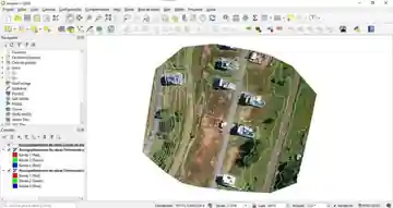 Ortomosaico obtenido con dron cargado como capa en QGIS
