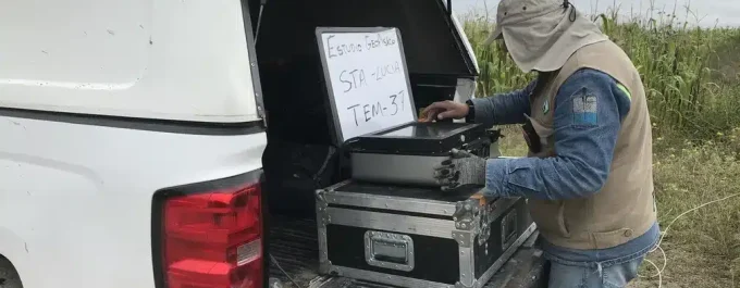 Transitorio Electromagnético